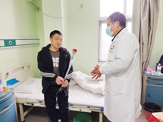 贵阳癫痫病医院动态：当浪漫情人节遇上世界癫痫日，贵阳癫痫病研究院为员工及患者送予甜蜜的祝福